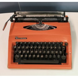Macchina da scrivere...